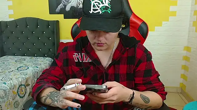 isabeautyx19 online show from 3, 3, 2026