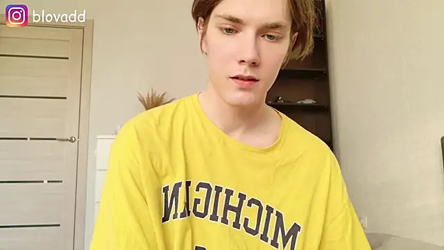 callmenineoneseven online show from 29, 6, 2026