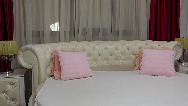 Snapshot of NinaCrystal1 chatting on 21, 2, 2025 NinaCrystal1 online show from 21, 2, 2025