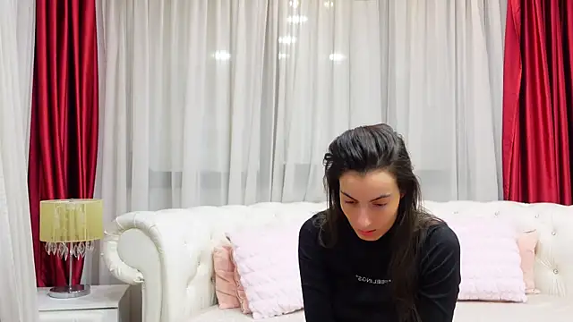 Snapshot of NinaCrystal1 chatting on 28, 2, 2025 NinaCrystal1 online show from 28, 2, 2025