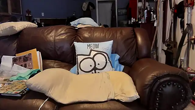 Snapshot of PincheDave4u chatting on 4, 2, 2025 PincheDave4u online show from 4, 2, 2025