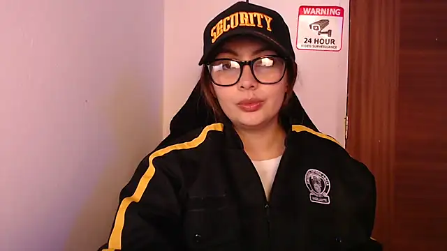 lalawhitte online show from 24, 3, 2026