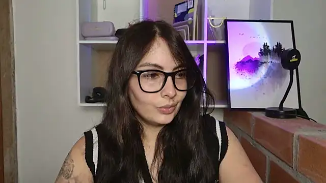 Snapshot of lalawhitte chatting on 2, 6, 2026 lalawhitte online show from 2, 6, 2026