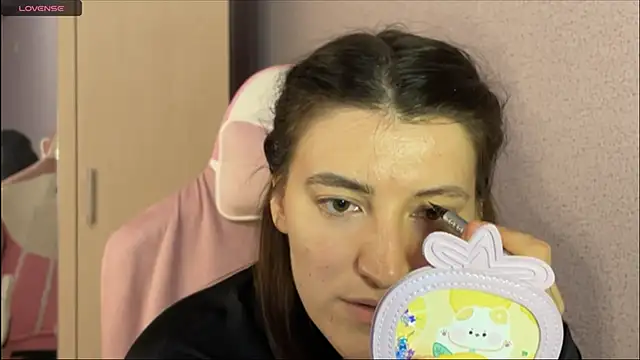 Katrin  kiss online show from 13, 2, 2025