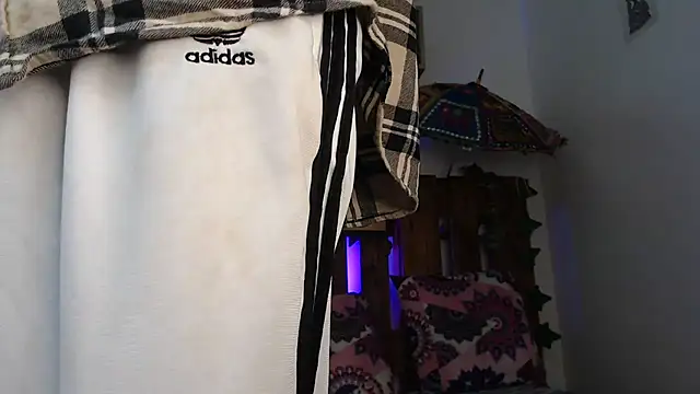 Snapshot of SARA_VAL3NTINA_ chatting on 14, 3, 2025 SARA VAL3NTINA  online show from 14, 3, 2025