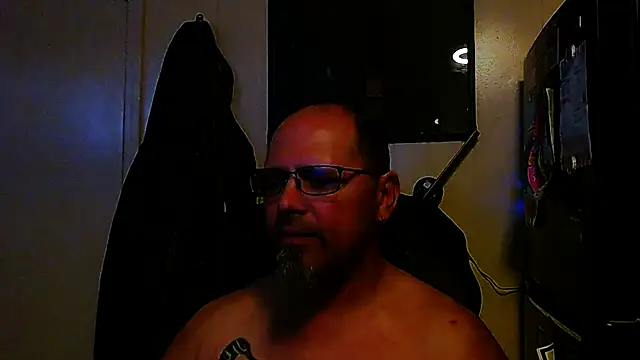 KrazyLegz online show from 16, 11, 2025