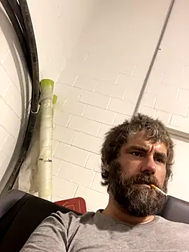 Snapshot of bigJohnson223 chatting on 28, 10, 2025 bigJohnson223 online show from 28, 10, 2025