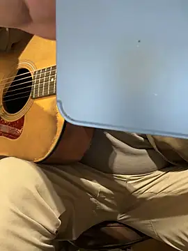 Snapshot of bigJohnson223 chatting on 1, 3, 2026 bigJohnson223 online show from 1, 3, 2026