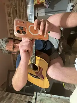 Snapshot of bigJohnson223 chatting on 9, 3, 2026 bigJohnson223 online show from 9, 3, 2026