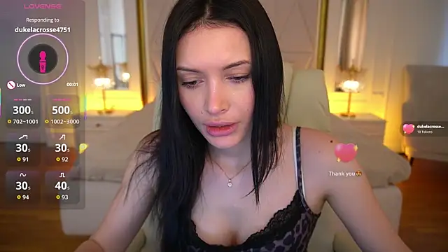 MilaSecrett online show from 4, 6, 2026