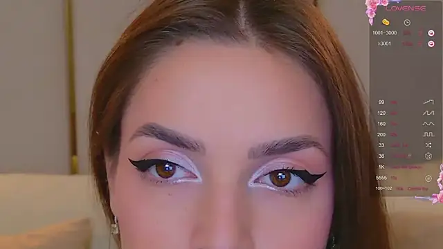 BellaHalles online show from 4, 11, 2025