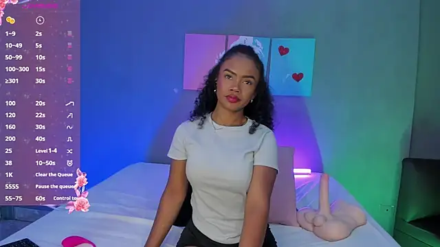 EmmaSmith06 online show from 11, 11, 2025