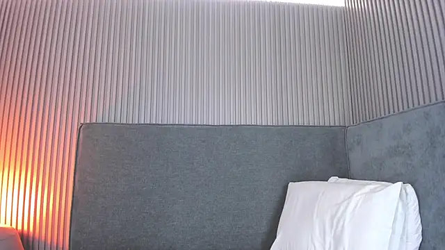 Snapshot of emelie_89 chatting on 29, 11, 2025 emelie 89 online show from 29, 11, 2025