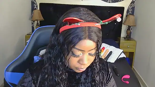 TrixieMar online show from 31, 12, 2024