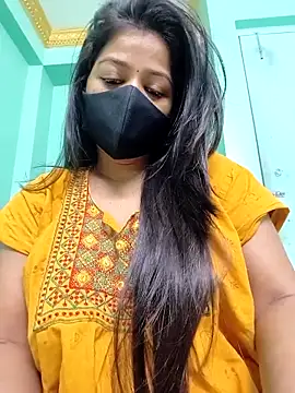 Snapshot of Monalisa_Singh chatting on 6, 11, 2025 Monalisa Singh online show from 6, 11, 2025