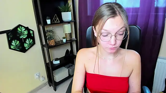 Snapshot of EmillyPlay chatting on 29, 1, 2025 EmillyPlay online show from 29, 1, 2025