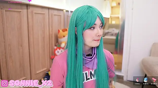 Snapshot of Sonnie_ chatting on 6, 1, 2025 Sonnie online show from 6, 1, 2025