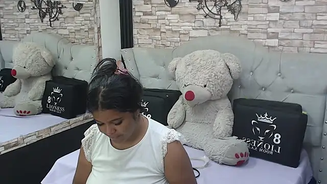 Snapshot of sia_cavad chatting on 28, 2, 2025 sia cavad online show from 28, 2, 2025