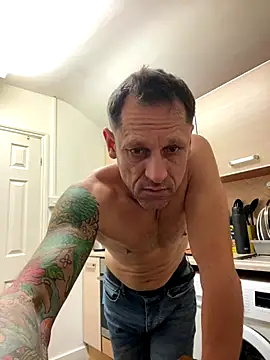 Snapshot of Yourhotboy_42 chatting on 15, 12, 2025 Yourhotboy 42 online show from 15, 12, 2025