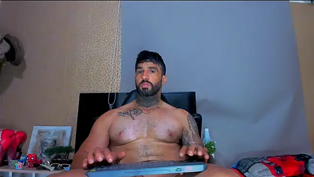 naugthy dominant online show from 25, 1, 2025