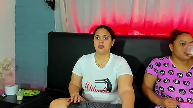 brunnette hot online show from 3, 3, 2025