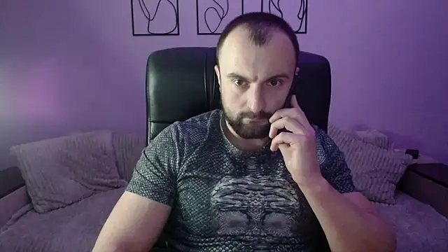 brindlefly6969 online show from 12, 2, 2026