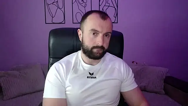 brindlefly6969 online show from 9, 4, 2026