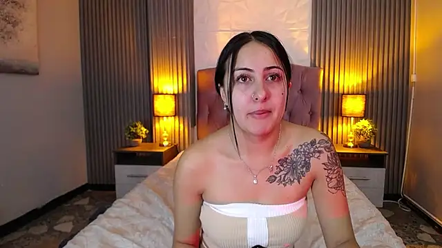 Snapshot of isabella_smith_ chatting on 13, 12, 2024 isabella smith online show from 13, 12, 2024