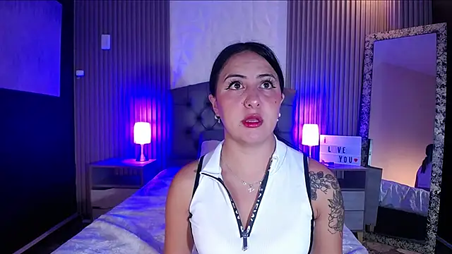 Snapshot of isabella_smith_ chatting on 9, 1, 2025 isabella smith online show from 9, 1, 2025