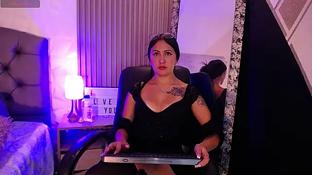 Snapshot of isabella_smith_ chatting on 30, 1, 2025 isabella smith online show from 30, 1, 2025