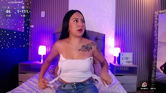 Snapshot of isabella_smith_ chatting on 10, 2, 2025 isabella smith online show from 10, 2, 2025