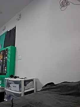 Snapshot of Iliketocooksquirt25 chatting on 25, 10, 2025 Iliketocooksquirt25 online show from 25, 10, 2025