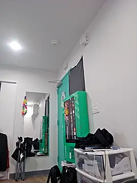 Snapshot of Iliketocooksquirt25 chatting on 24, 11, 2025 Iliketocooksquirt25 online show from 24, 11, 2025