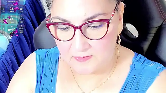 cataleya mom online show from 5, 10, 2025