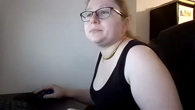 Kiarassecrets online show from 17, 4, 2026