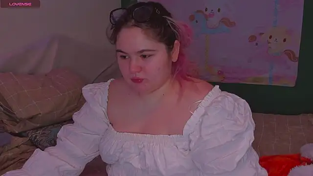 Snapshot of Freakcute_ chatting on 27, 2, 2025 Freakcute online show from 27, 2, 2025