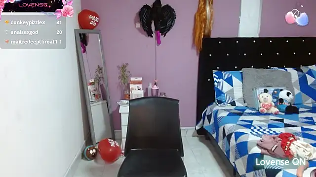 soniafuckboobs online show from 5, 3, 2025