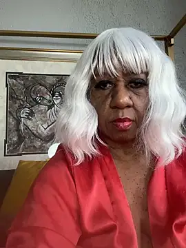 Snapshot of BreanaDivine chatting on 26, 4, 2026 BreanaDivine online show from 26, 4, 2026