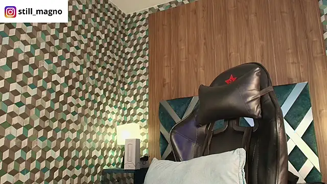 Michael magno online show from 25, 11, 2025