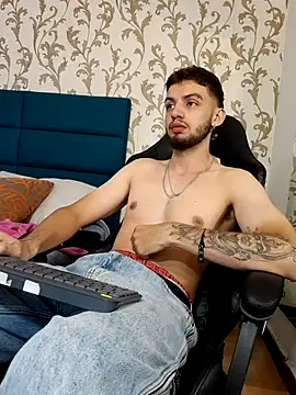 Michael magno online show from 25, 3, 2026