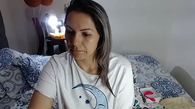 Snapshot of Chantal_hott chatting on 14, 6, 2026 Chantal hott online show from 14, 6, 2026