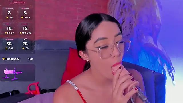 Salome Villa online show from 17, 2, 2026