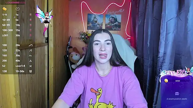 Fiery Brunette  online show from 24, 1, 2025