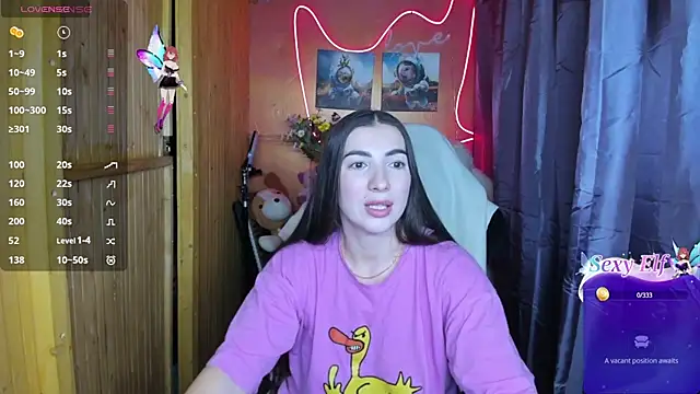 Fiery Brunette  online show from 26, 1, 2025