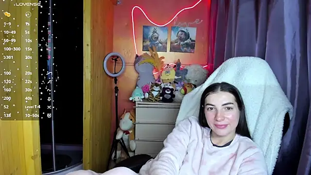 Fiery Brunette  online show from 12, 3, 2026