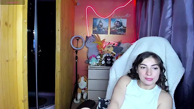 Snapshot of Fiery_Brunette_ chatting on 23, 5, 2026 Fiery Brunette online show from 23, 5, 2026