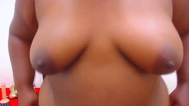 JUICYASSxxx online show from 18, 3, 2025