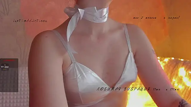 Snapshot of elena_addiction chatting on 7, 1, 2025 elena addiction online show from 7, 1, 2025