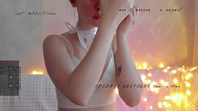 Snapshot of elena_addiction chatting on 12, 1, 2025 elena addiction online show from 12, 1, 2025