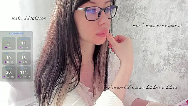 Snapshot of elena_addiction chatting on 15, 3, 2025 elena addiction online show from 15, 3, 2025